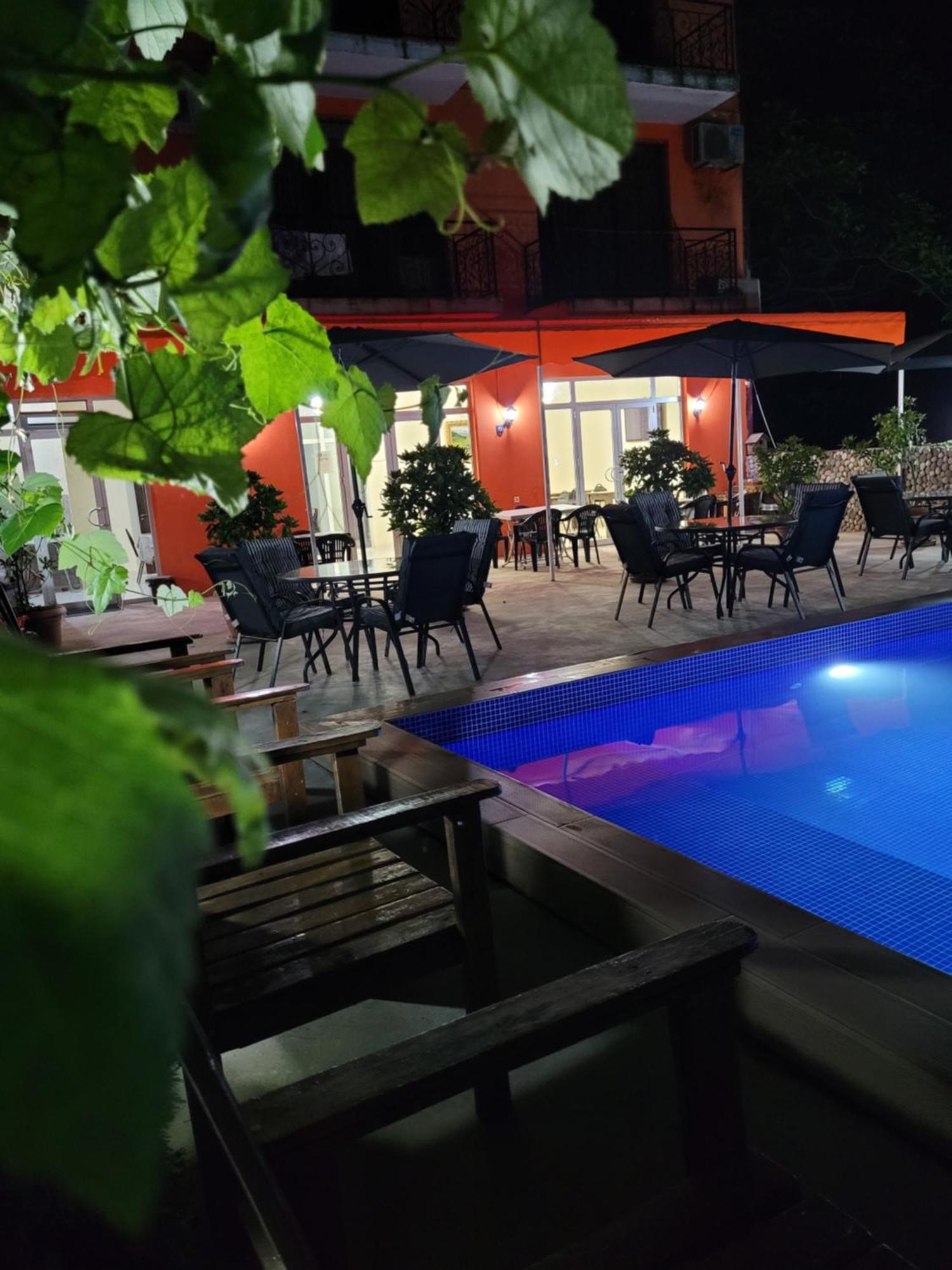 Vizitori Hotel 고니오 외부 사진